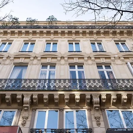 Modern And Elegant 1bd Near Montmartre Apartment Paris